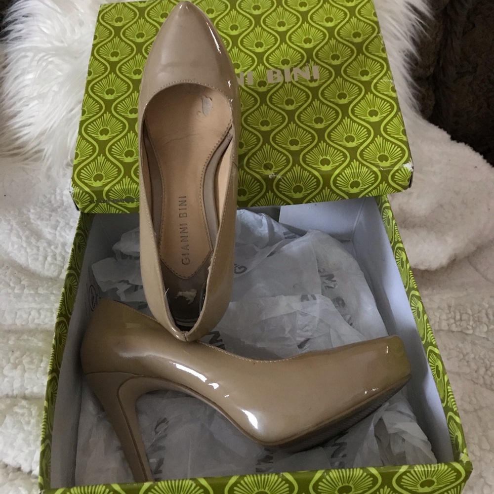 Gianni Bini’s pumps
